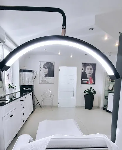 Mary Lasc - House of Beauty