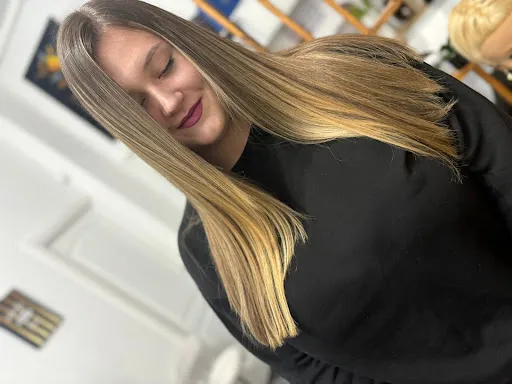 Hello Beauty Salon Baia Mare