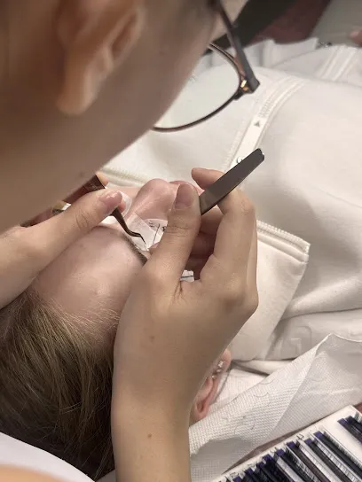 Siladi Cristina Lash Academy