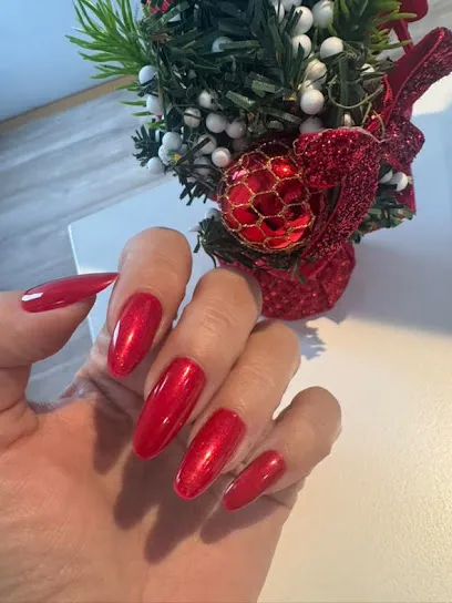 Baba Novac Unghii False