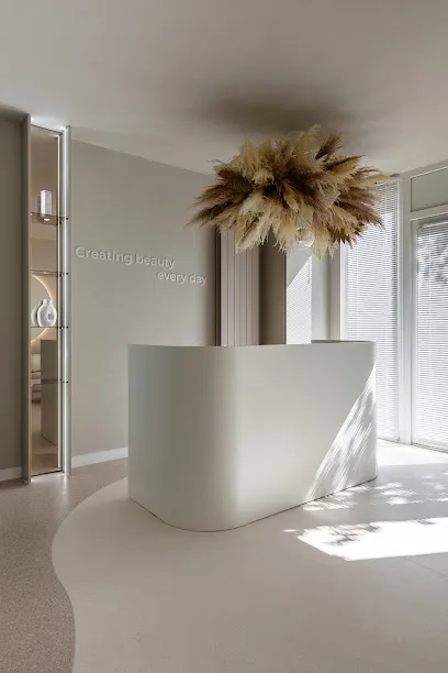 Georgiana Chivu Skincare Academy