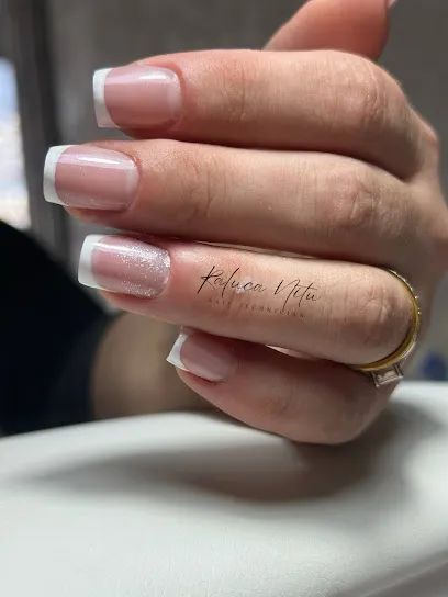 Glammed nails Raluca Nitu