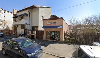 Andreea Loredana Nail Trainer