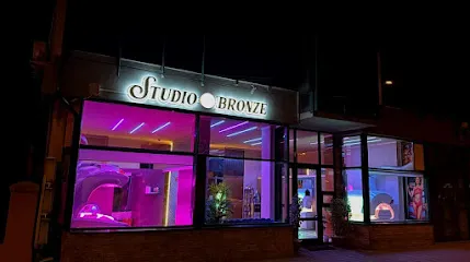 Studio 30 Bronze “1 Mai”