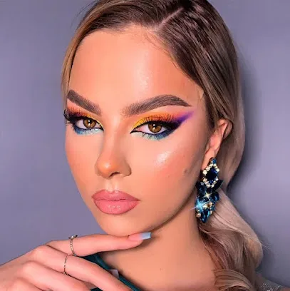 Make-up Artist & Trainer Oana (Salon MAKE'UP & BEAUTY BY OANA)