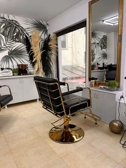 Beauty Concept by Mihaela Ungureanu