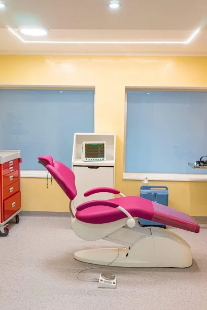 Dr. Scovronschi Ovidiu- Medic Primar Chirurgie Orală și Maxilo-faciala