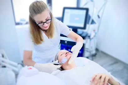 Specialist Anamaria Atănăsoaie - Remodelare Corporală și Estetică Facială